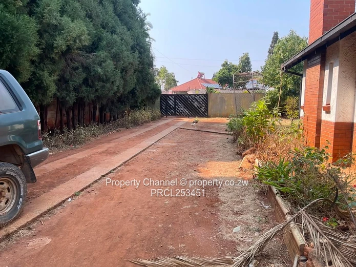 House For Sale In Hillside