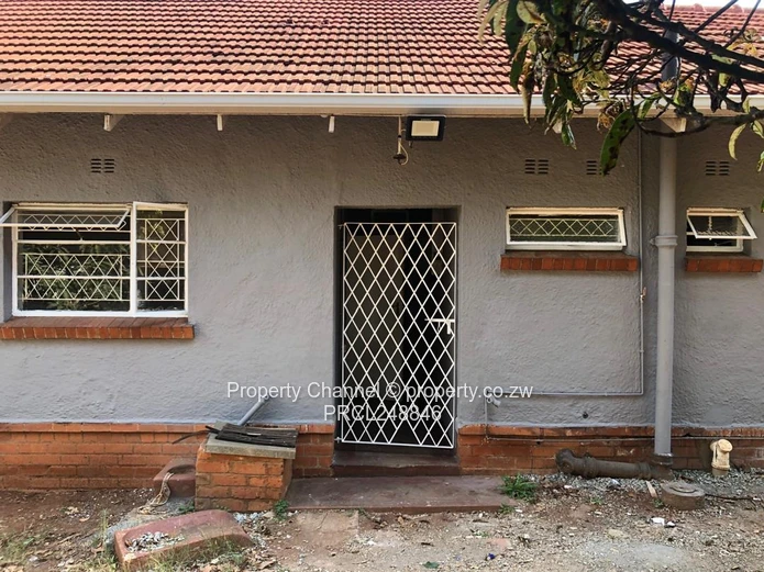 Available in Avondale West: Commercial Office Space to Share
