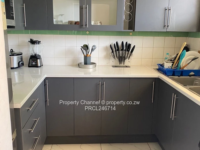 Modern 1-Bedroom Apartment To Let – Avenues