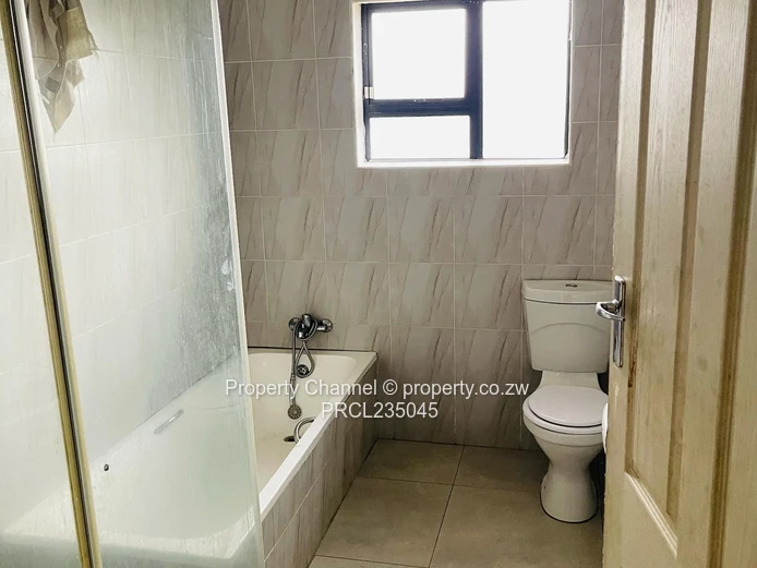 2 Bed House in Rockview, Ruwa