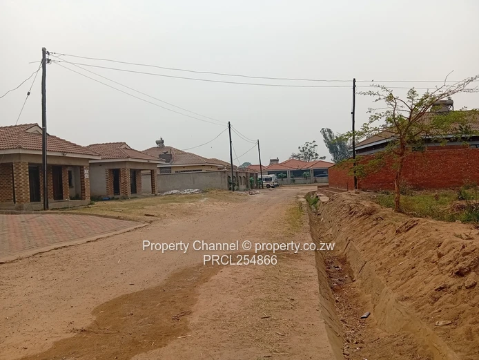 Prime 739 sqm Corner Stand in a Secure Gated Community