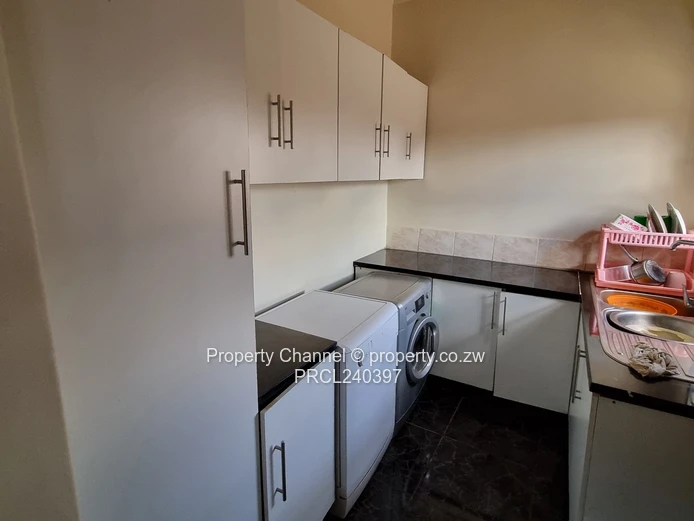 Prime Pomona Home | 1800sqm | Title Deeds Available (Sole Mandate)