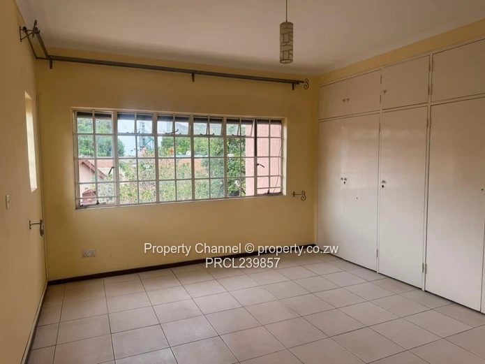 Modern 3-Bedroom Flat in the Avenues 