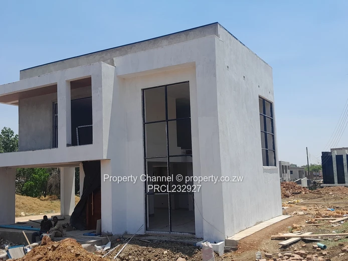 4 Bedrooms All en suite Extra Ultra Modern