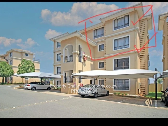 Spacious 2-Bed Apartment with Pool & Gardens in Midrand, Johannesburg, South Africa