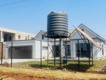 3 Bedroom Flat & Apartment