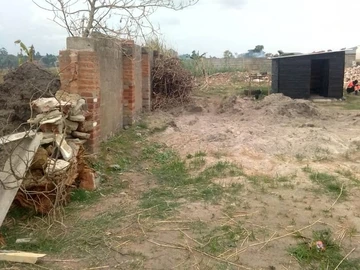 Commercial & Industrial Land