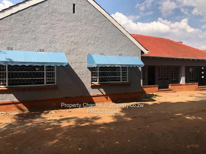 Available in Avondale West: Commercial Office Space to Share