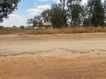 Commercial & Industrial Land