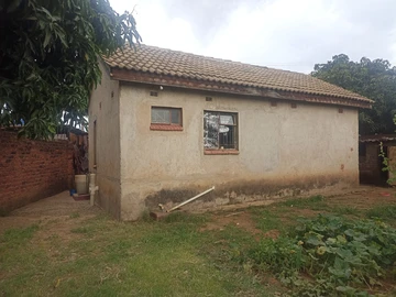 2-Bedroom Cottage in Dzivarasekwa 1, Harare