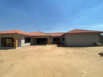 4 Bedroom House