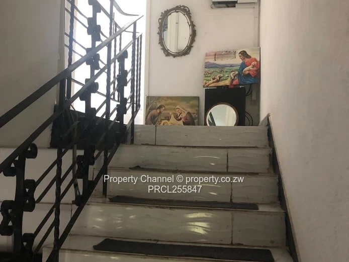 Available Is A 2 Bed Apartment In Avondale