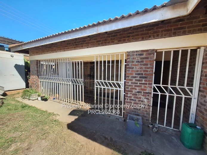 Perfect buy in Mainway Meadows . . .