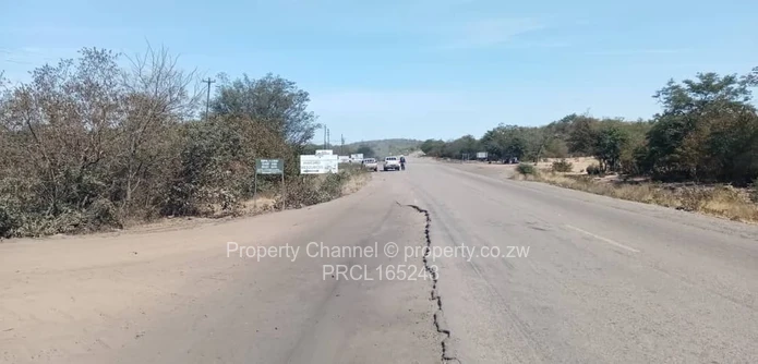 10ha Land Hwange Town Along Victoria Falls Road