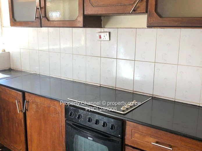 A Spacious 4-Bed House in Bloomingdale