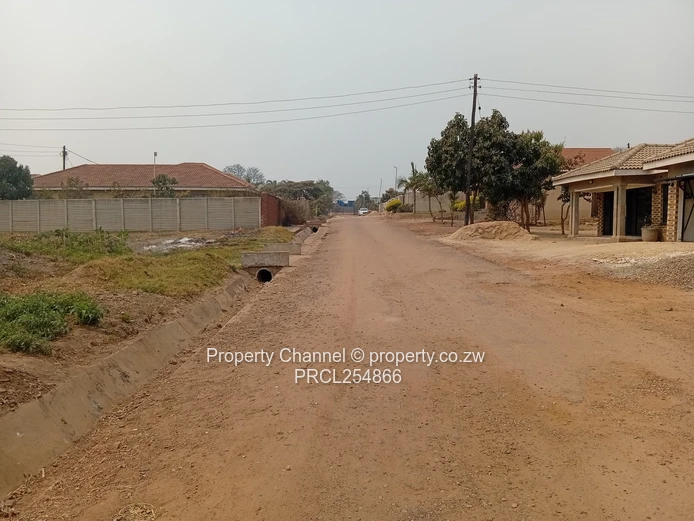 Prime 739 sqm Corner Stand in a Secure Gated Community