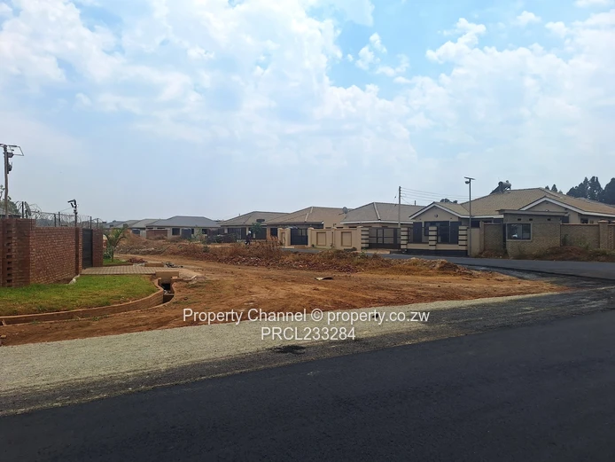 Build Your Dream Home in Tynwald Gated Complex! (Sole Mandate)