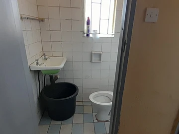 3 Bedroom Flat & Apartment