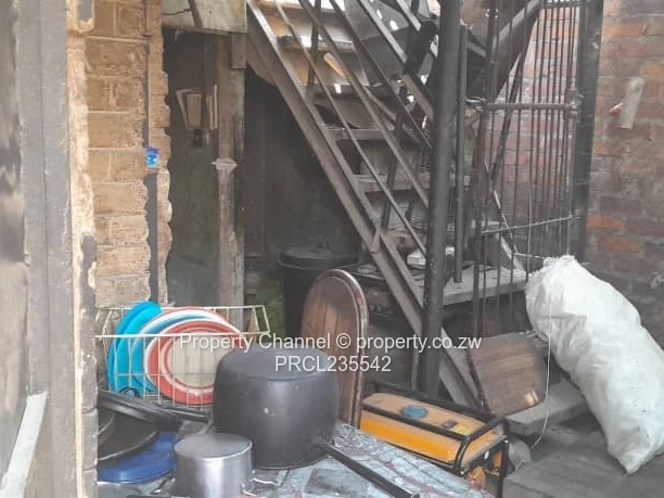 24-Hour Bottle Store – Unit N, Chitungwiza