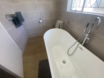3 Bedroom Garden Flat