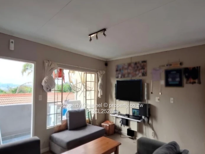 2 Bedroom Apartment For Sale In Radiokop, Johannesburg, South Africa