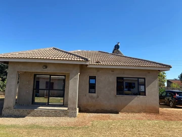 Charming 3-Bed Cottage with Borehole in Mount Pleasant Heights