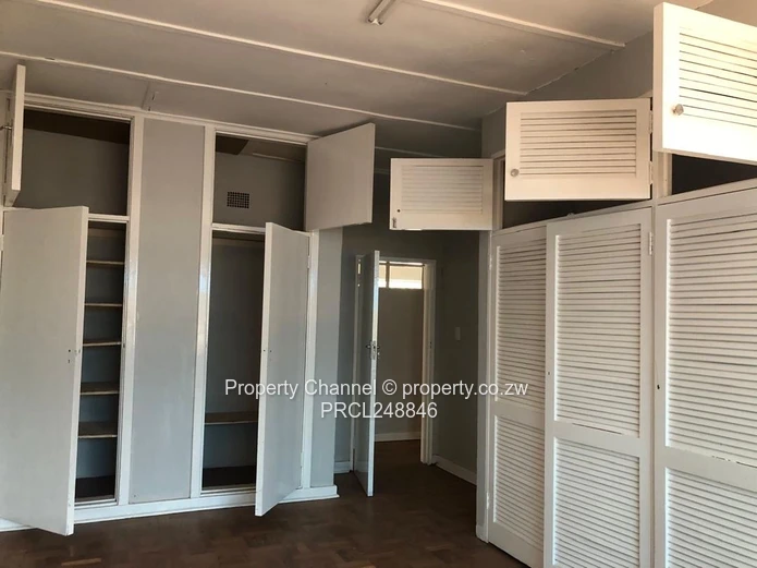 Available in Avondale West: Commercial Office Space to Share