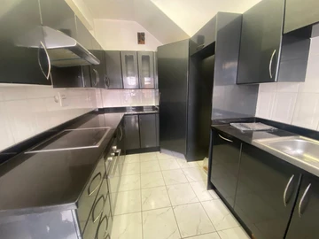 3 Bedroom Garden Flat