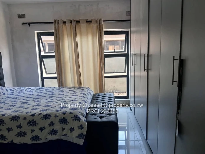 Mabvazuva Estate 3 Bed House - Secure Complex