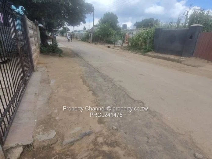 Core House in New Mabvuku, Harare South -  Council Cession no Deeds