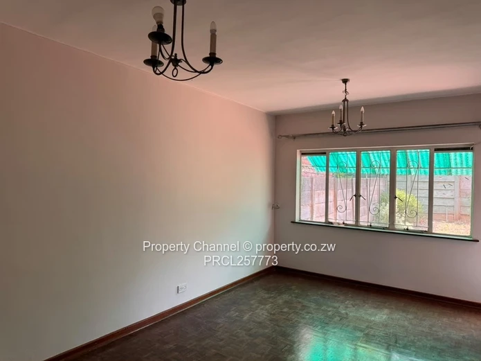 1-Bed Garden Flat in Avenues — Parquet Floors & Borehole