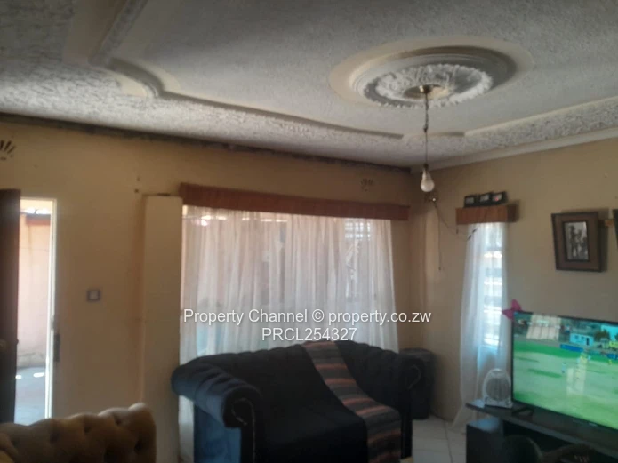 House For Sale In Glenview