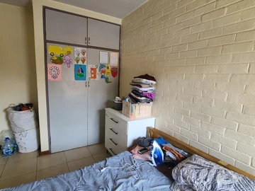 2 Bedroom Flat & Apartment