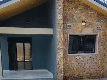 3 Bedroom Flat & Apartment