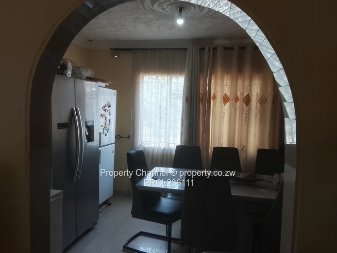 Spacious 3-Bed Home with Borehole & Large Yard in Southlea Park