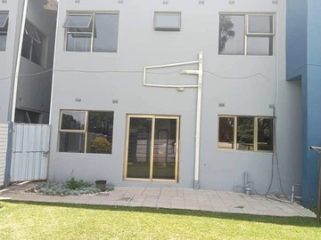 Spacious 3-Bedroom Flat in Newlands with Borehole Access!