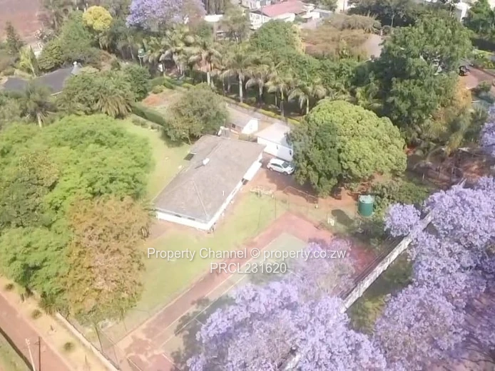 Executive House in Chisipite with Title Deeds