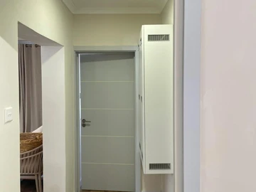 2 Bedroom Flat & Apartment