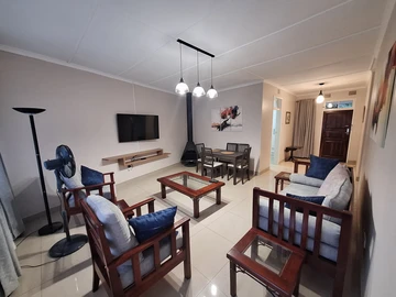 3 Bedroom Flat & Apartment