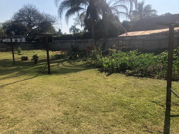 2 Bedroom Flat & Apartment