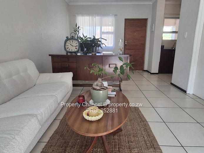 1 Bedroom Apartment For Sale in Ferndale, Johannesburg, South Africa