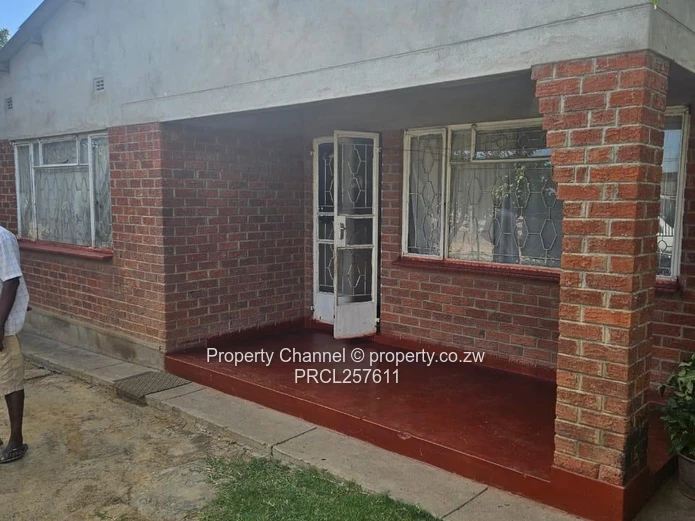 GWERU MKOBA – Prime Residential Property with Full Title Deeds.