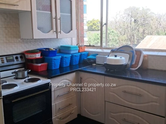 Bright 2-Bed Apartment in Avenues, Harare CBD - Balcony & Parking