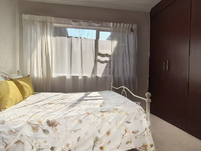 1 Bedroom Apartment For Sale in Ferndale, Johannesburg, South Africa