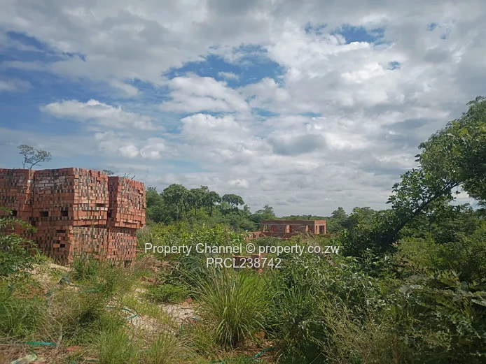 1172m² Serviced Stand in Kadoma – Road & Drainage Ready