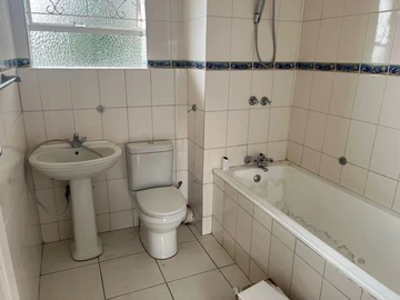 2 Bedroom Garden Flat