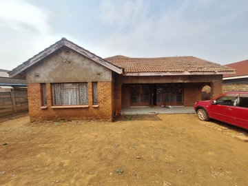 4 Bedroom House