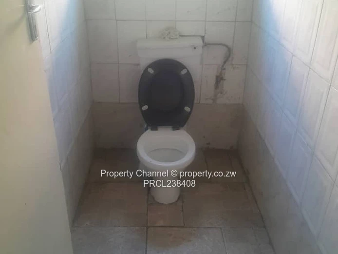 NEHOSHO – Senga | 6-Roomed House for Sale