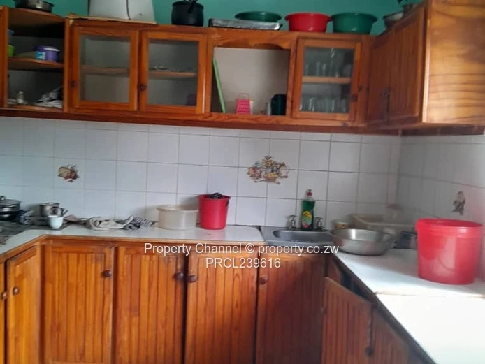 Tynwald 3-Bed Home, 1 Bath, Spacious Yard & Built-ins