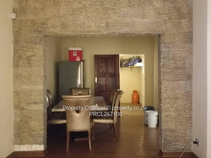 3 Bed standalone cluster in Glen Lorne - Title Deeds  